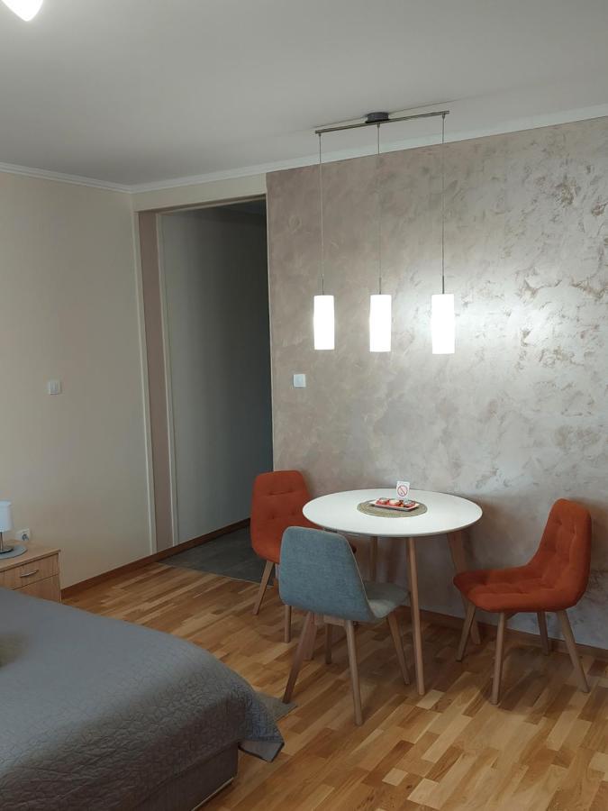 Apartman Miluro Appartement Subotica Buitenkant foto