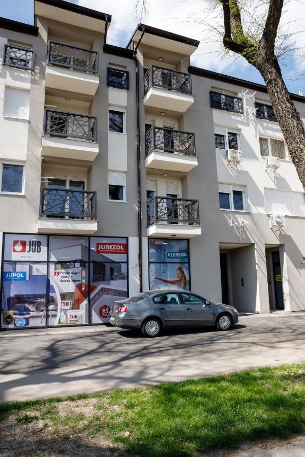 Apartman Miluro Appartement Subotica Buitenkant foto