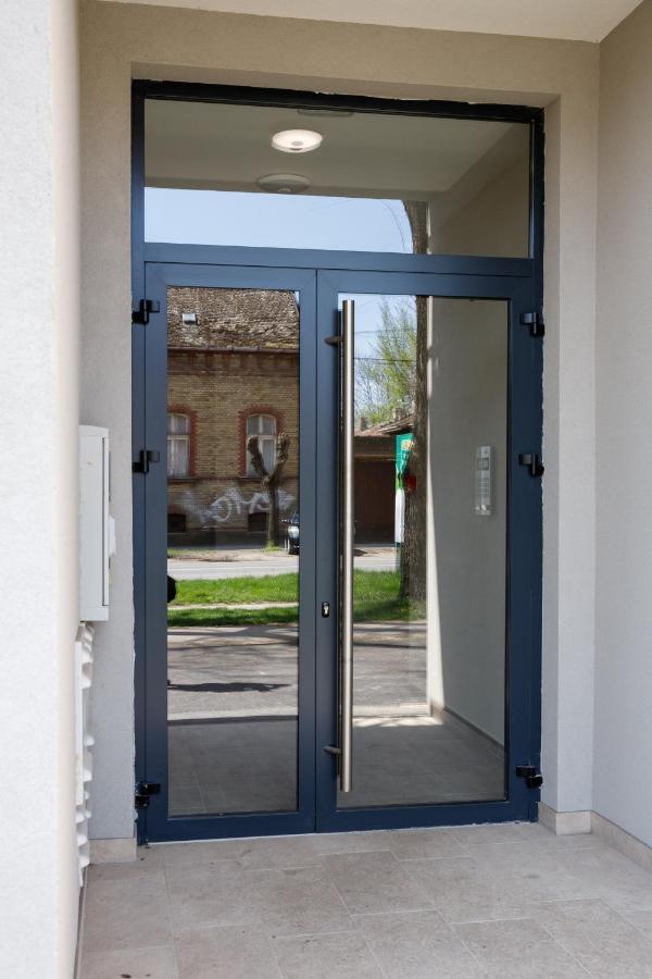 Apartman Miluro Subotica Buitenkant foto
